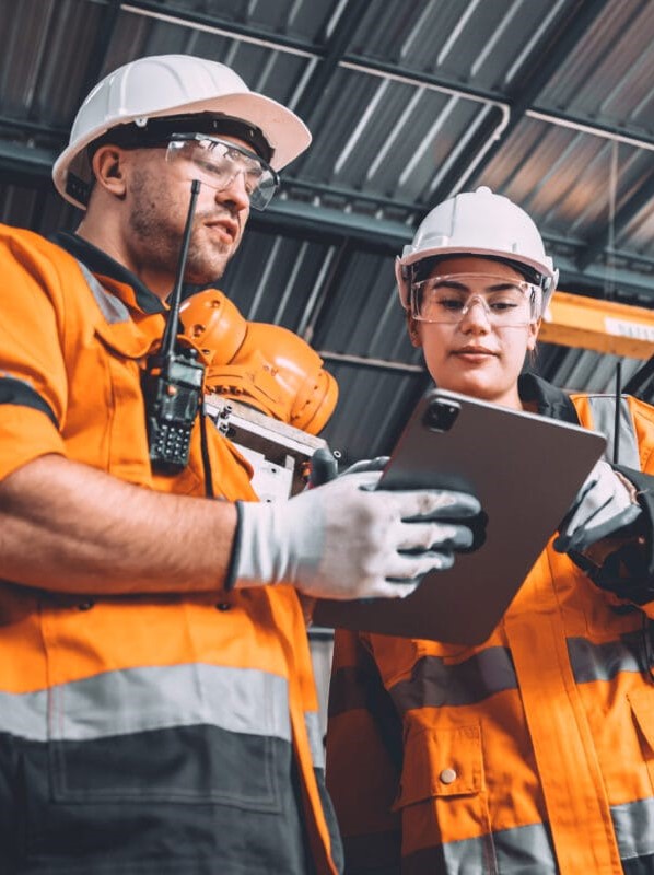 Ingenieros de DEZ Systems México en campo